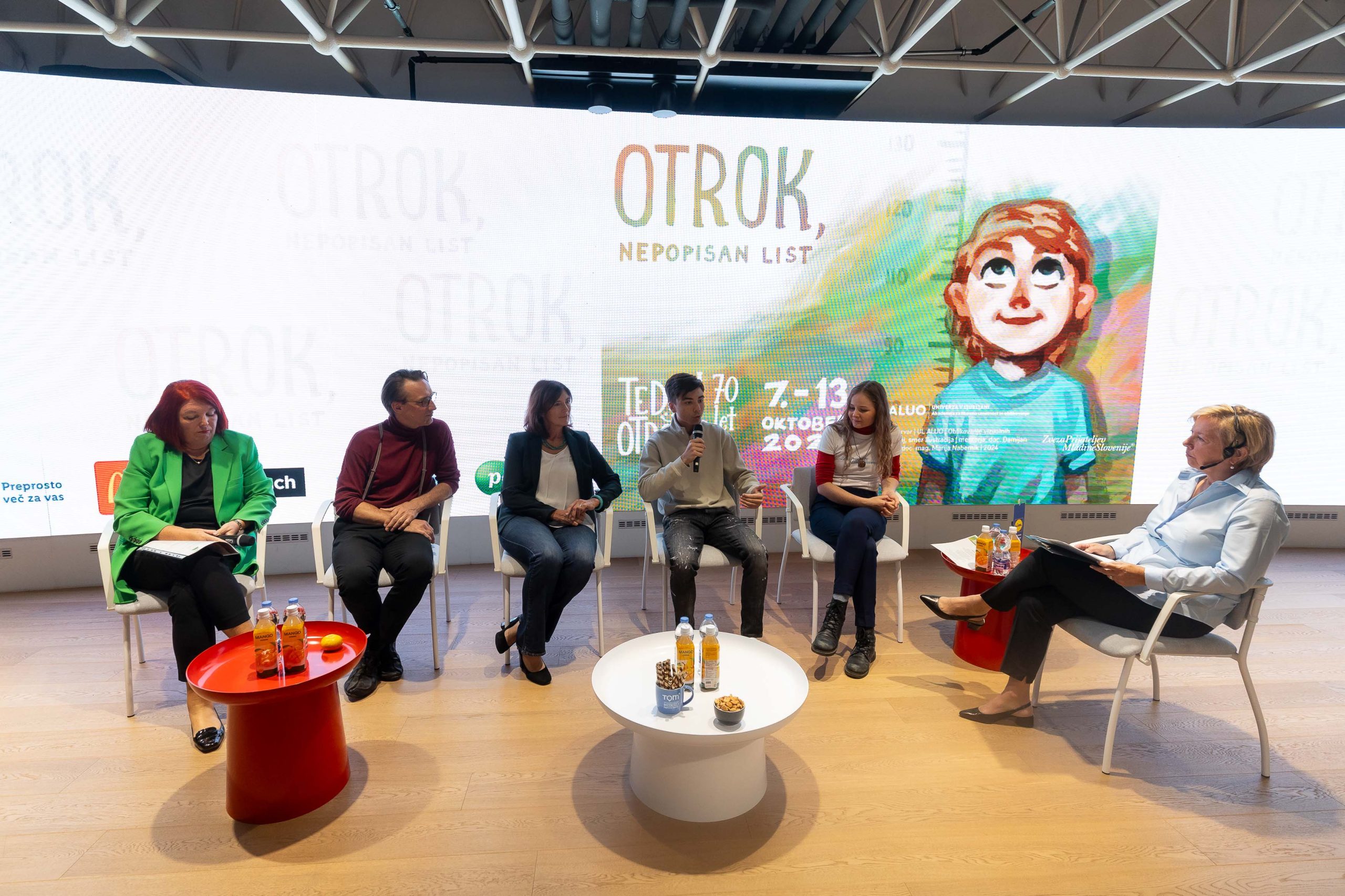 Posvet ob Tednu otroka Otrok, nepopisan list. 